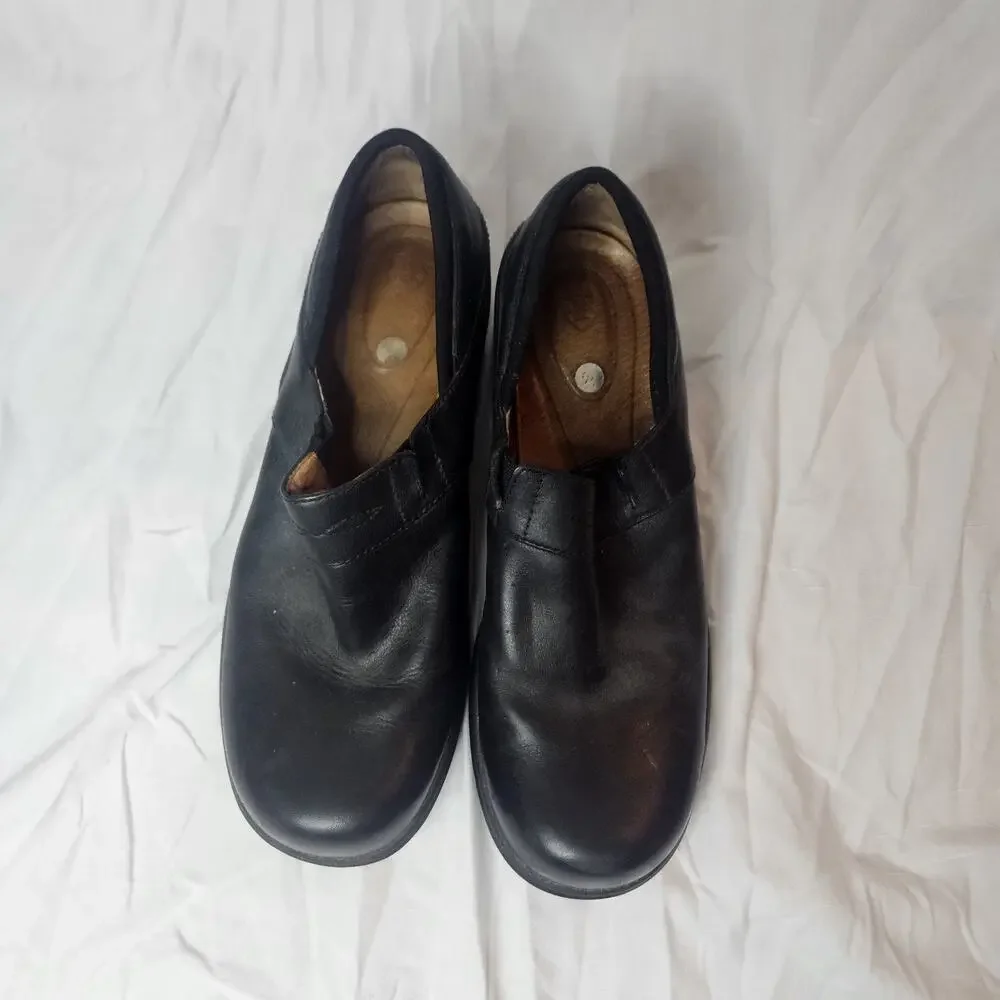 Ariat Women's US 10 B Black Leather Slip On Clogs Mules Shoes